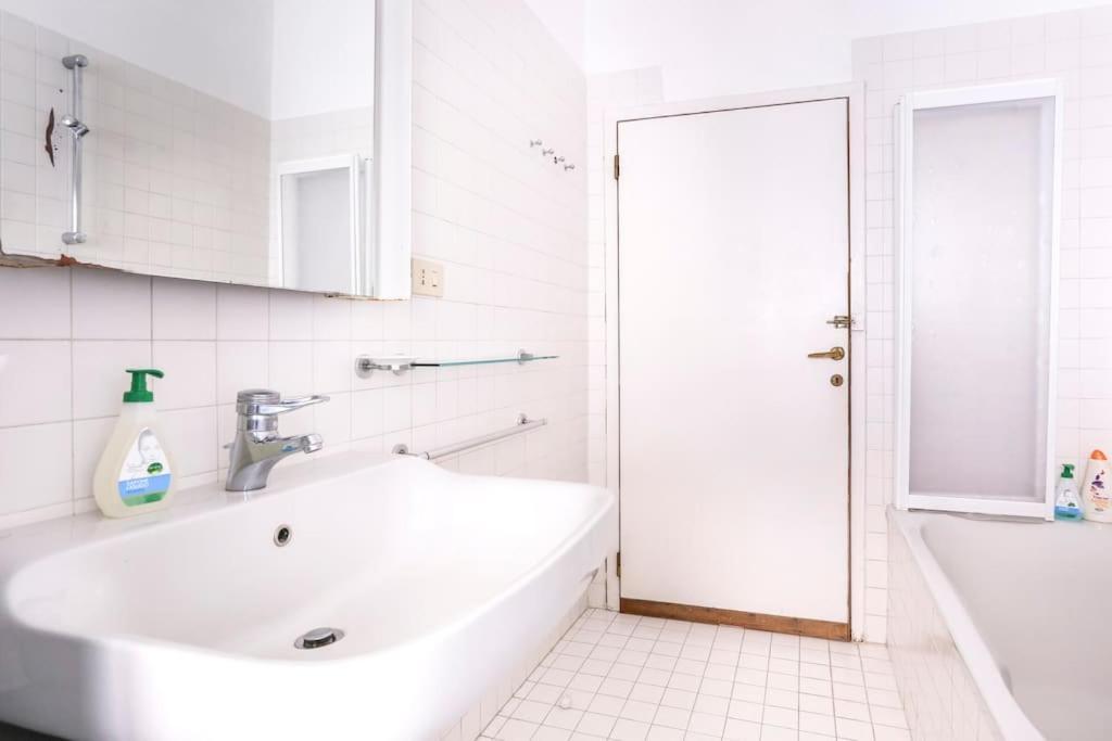 San Marco City Center Nouvelle Vague Apartment Venice Exterior photo
